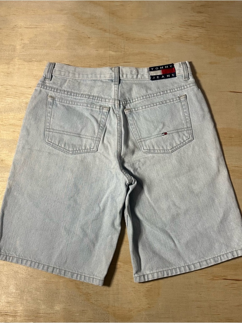 Vintage Tommy Hilfiger Jean Shorts Y2K Women 16 Light Wash Blue Denim 90s Skater
